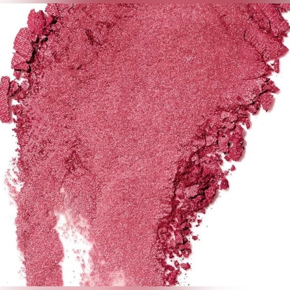 Buxom Wanderlust Primer Infused Blush- Goa - Picture 3 of 7